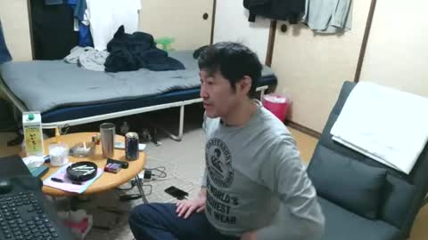 Snapshot of hiro110 chatting on 03-01-26, 04:53 hiro110 online show from 03-01-26, 04:53