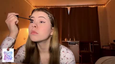 I am Amy ntmu Lets hit 10 Thumbs Up together online show from 01-17-26, 05:45