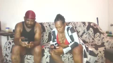 Snapshot of hisforever chatting on 12-15-24, 10:47 KASHEL online show from 12-15-24, 10:47