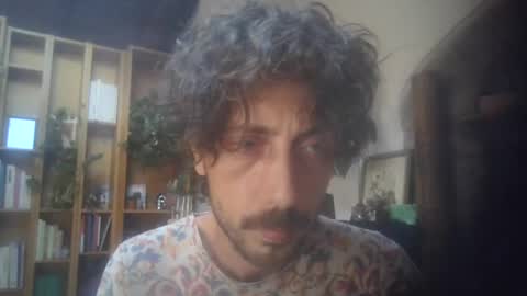 Snapshot of hitmenoww chatting on 07-22-26, 10:18 hitmenoww online show from 07-22-26, 10:18