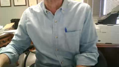 Snapshot of hnic9999 chatting on 12-19-25, 09:00 Nick online show from 12-19-25, 09:00