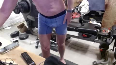 Snapshot of hnic9999 chatting on 02-27-26, 01:11 Nick online show from 02-27-26, 01:11