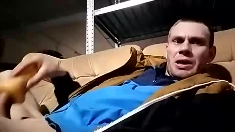 Snapshot of hnkkk88888 chatting on 10-12-25, 07:35 Fucker online show from 10-12-25, 07:35