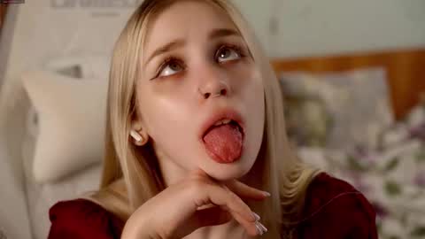 Holly online show from 03-21-26, 09:07