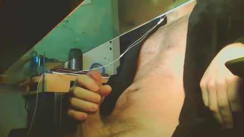 Hairy Hockey Player 92 online show from 01-31-25, 10:31