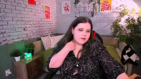 Hanna online show from 06-26-26, 06:40