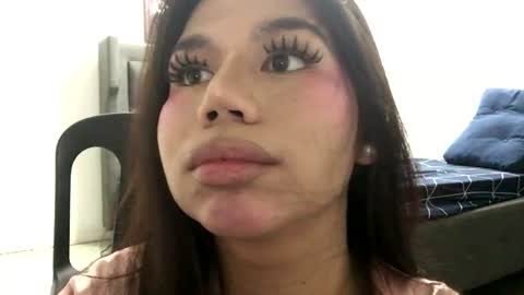 Snapshot of hoe_freesia chatting on 06-27-26, 04:23 hoe_freesia online show from 06-27-26, 04:23