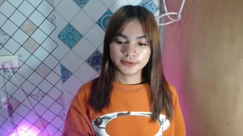 Snapshot of hoelykarina chatting on 02-21-26, 10:49 Karina3 online show from 02-21-26, 10:49