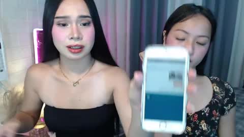 Snapshot of hoelymolly chatting on 04-24-26, 07:05 hoelymolly online show from 04-24-26, 07:05