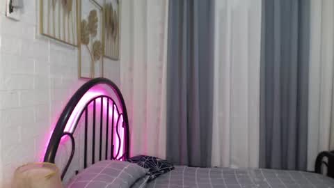 hoelymolly online show from 07-04-26, 02:18