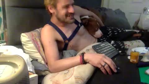 hoffman0189 online show from 03-25-26, 04:40