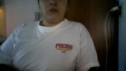 Snapshot of holabonaerense chatting on 05-19-26, 12:22 Bonaerense online show from 05-19-26, 12:22