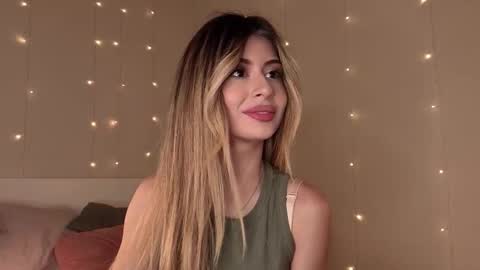 Moni Monica online show from 09-30-25, 08:08