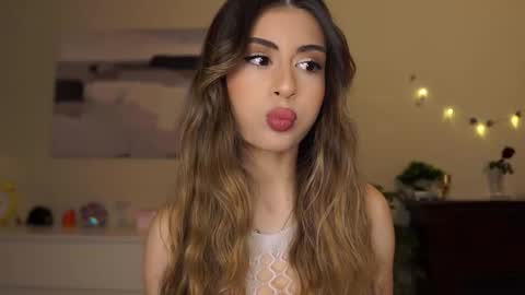 Moni Monica online show from 02-17-26, 08:00