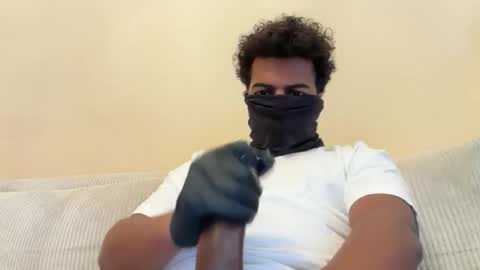 Snapshot of holefucker3000 chatting on 12-03-25, 09:40 holefucker3000 online show from 12-03-25, 09:40