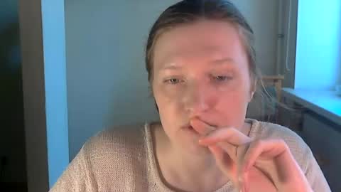holistic_woman online show from 06-22-26, 03:42