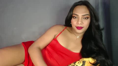 Snapshot of holliescarlet chatting on 01-04-25, 12:05 holliescarlet online show from 01-04-25, 12:05