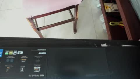 Snapshot of holly0550 chatting on 05-31-26, 06:09 holly... online show from 05-31-26, 06:09
