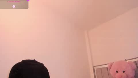 holly_16 online show from 02-20-26, 08:53