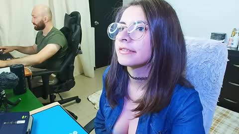 Snapshot of holly_and_honey_69 chatting on 02-04-25, 09:52 Holly and Honey online show from 02-04-25, 09:52