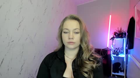 Holly online show from 01-12-26, 09:09