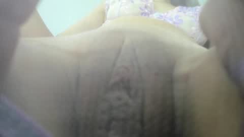 Snapshot of holly_little2 chatting on 07-09-26, 12:26 Sophie online show from 07-09-26, 12:26