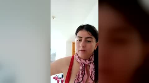 Snapshot of holly_velvett chatting on 07-08-26, 08:13 holly online show from 07-08-26, 08:13
