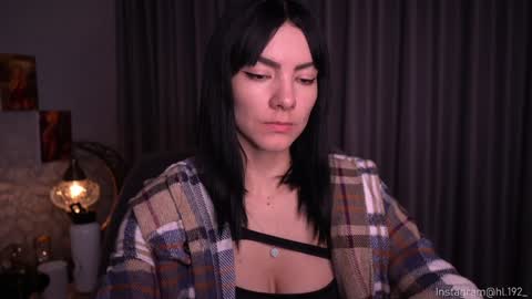 Holly Linder online show from 12-05-24, 03:04