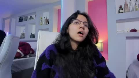 hollypeach_ online show from 04-03-26, 01:20