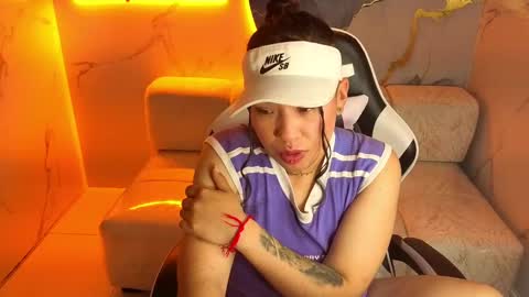 Holly  online show from 11-13-25, 08:52