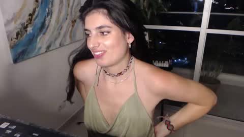 hollyshit_ online show from 02-02-25, 03:10