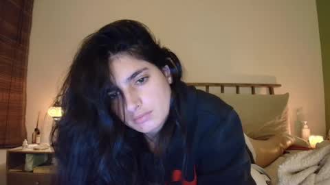 hollyshit_ online show from 04-16-26, 01:28