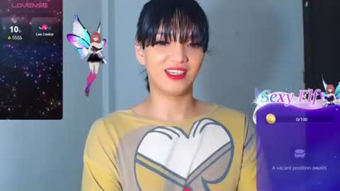 Snapshot of hollywoodbitch chatting on 07-05-26, 06:59 Isabella Marie online show from 07-05-26, 06:59