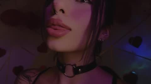 holly online show from 02-18-26, 03:46