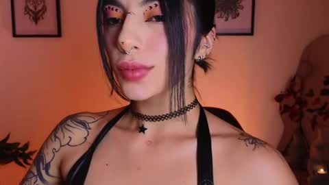 holly online show from 06-07-26, 06:06
