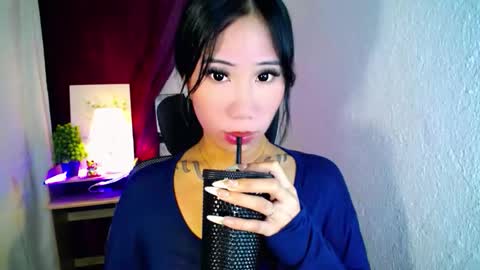Snapshot of holy_samyx chatting on 10-01-25, 03:34 holy_samyx online show from 10-01-25, 03:34