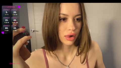 Snapshot of holybabe342 chatting on 01-20-25, 07:25 Vio online show from 01-20-25, 07:25