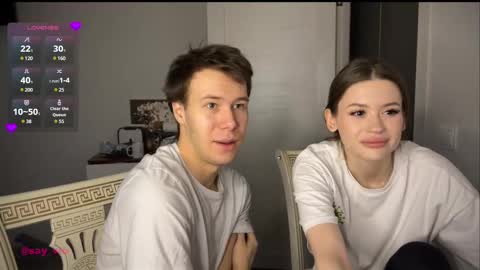 Snapshot of holybabe342 chatting on 02-13-25, 01:15 Vio online show from 02-13-25, 01:15