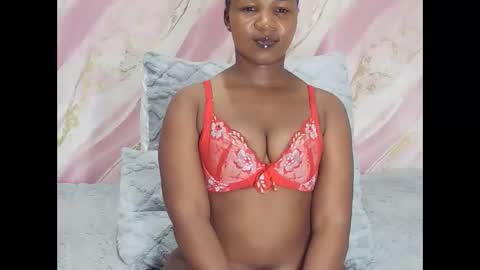 holyhoneydoll online show from 05-24-26, 02:55