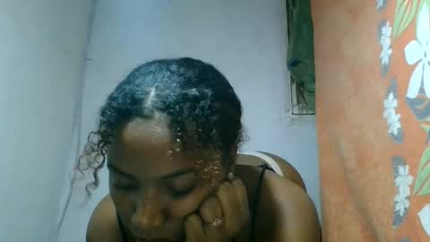 Snapshot of honeria98 chatting on 06-04-26, 06:58 honeria98 online show from 06-04-26, 06:58