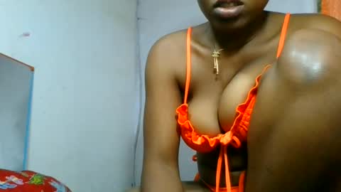 Snapshot of honeria98 chatting on 06-20-26, 07:22 honeria98 online show from 06-20-26, 07:22