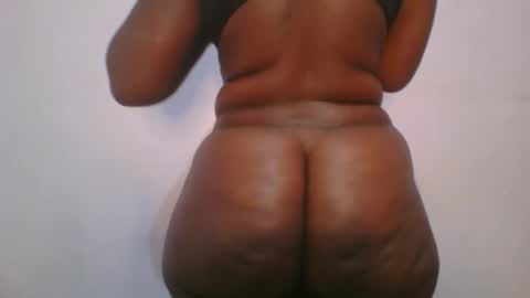 honey_beb online show from 10-08-25, 05:49