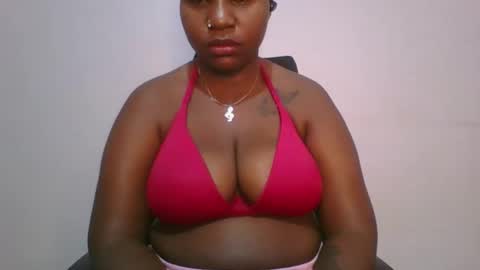 honey_beb online show from 10-11-25, 03:17