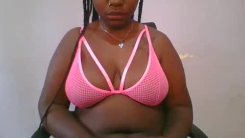 honey_beb online show from 11-04-25, 08:57