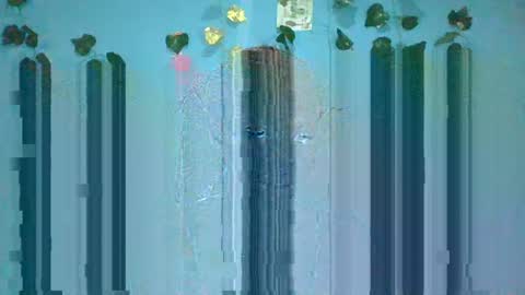 Snapshot of honey_bug2 chatting on 11-03-25, 08:04 Queen online show from 11-03-25, 08:04