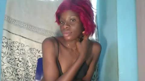 Snapshot of honey_bug2 chatting on 04-03-26, 08:56 Queen online show from 04-03-26, 08:56