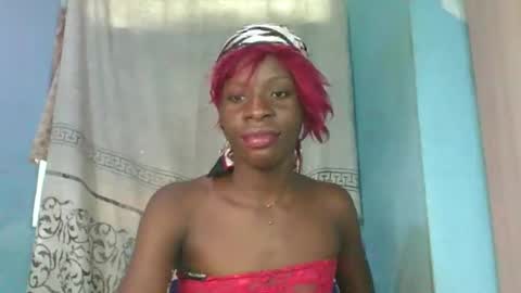 Snapshot of honey_bug2 chatting on 04-08-26, 09:20 Queen online show from 04-08-26, 09:20