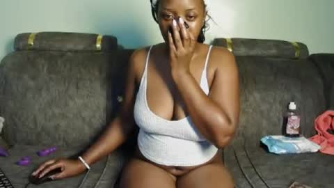 honey_caddy online show from 07-25-26, 03:53