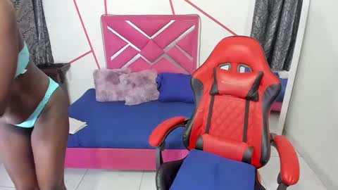 honey_channe online show from 09-30-25, 05:34