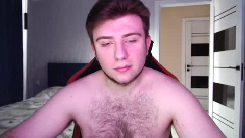 Snapshot of honey_furry chatting on 02-14-26, 06:43 Wolfy online show from 02-14-26, 06:43